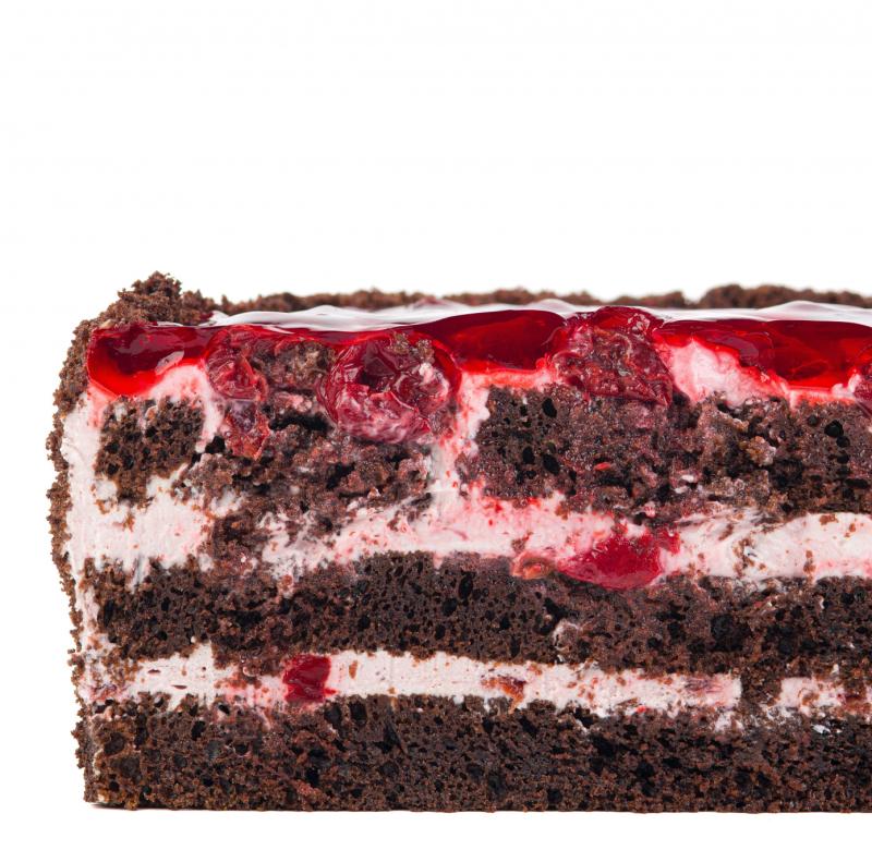 Торт_шоколадно_вишневый_описание_2.jpg