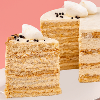 Торт "Карамельная девочка"