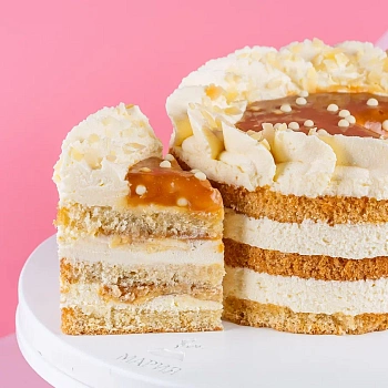 Торт «Банан - соленая карамель»